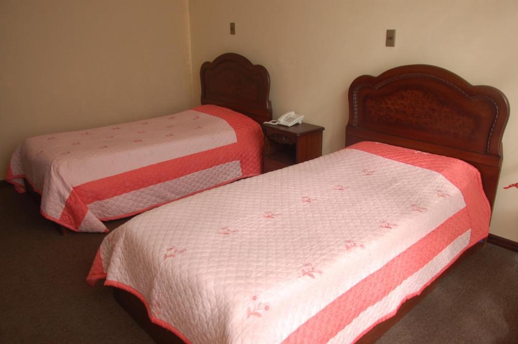 Hostal Tukos La Casa Real Potosi Ruang foto