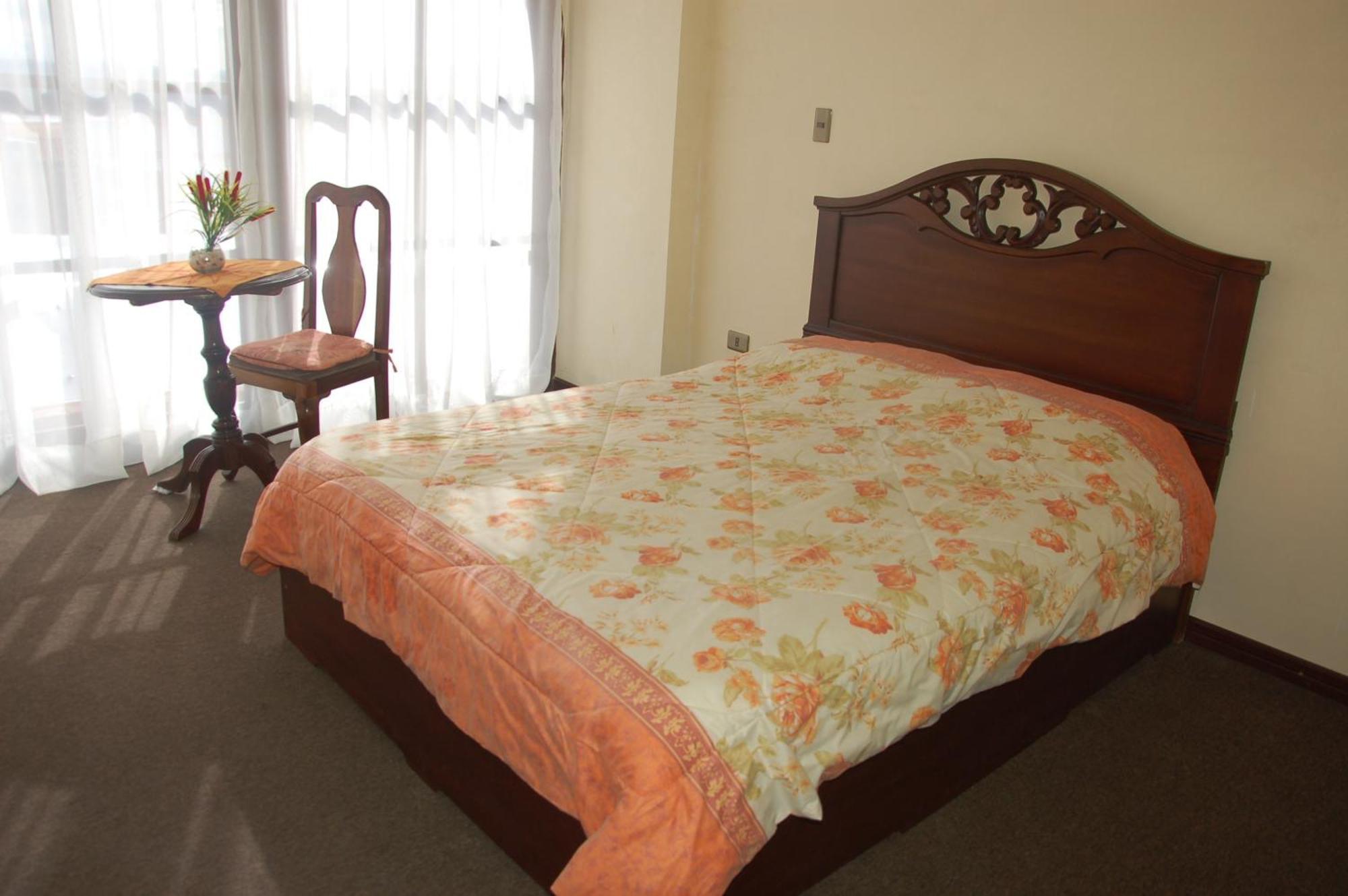 Hostal Tukos La Casa Real Potosi Bagian luar foto