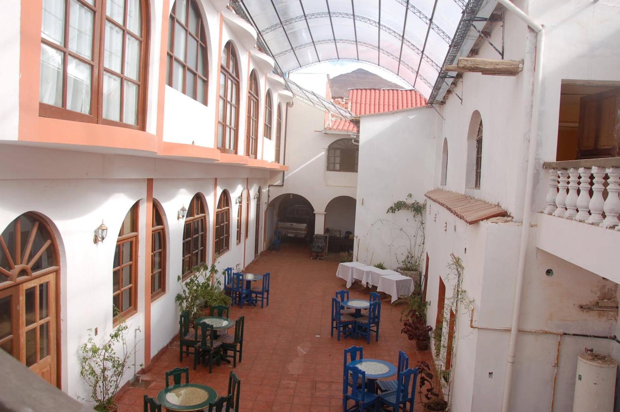 Hostal Tukos La Casa Real Potosi Bagian luar foto