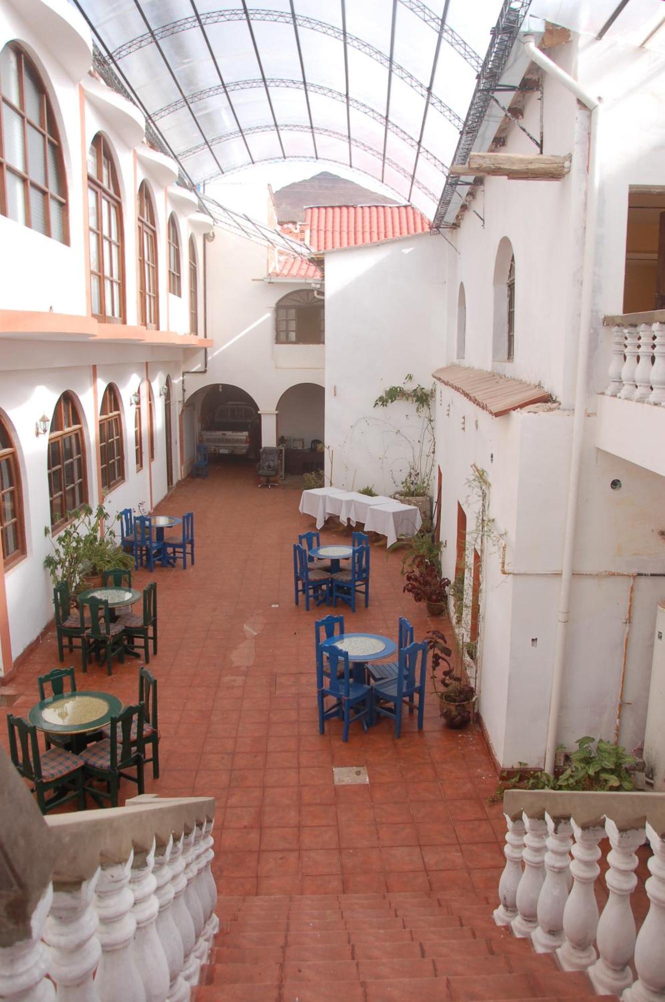 Hostal Tukos La Casa Real Potosi Bagian luar foto