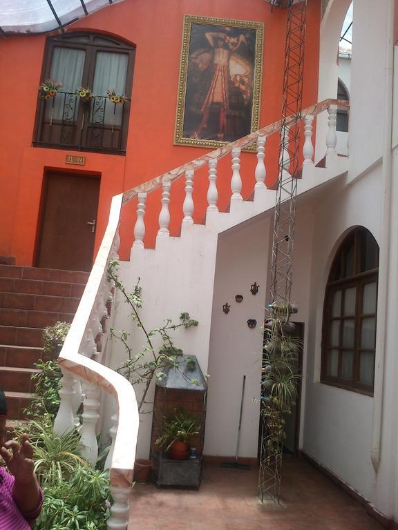 Hostal Tukos La Casa Real Potosi Bagian luar foto