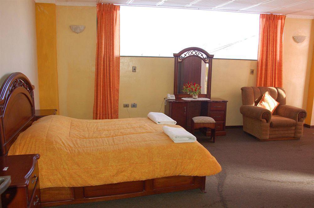 Hostal Tukos La Casa Real Potosi Bagian luar foto